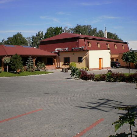 Penzion Na Netrebe Pardubice Extérieur photo